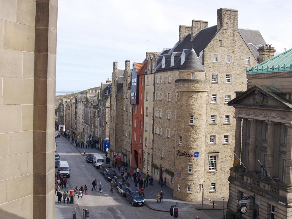 Royal Mile Mansions Apartment Единбург Номер фото