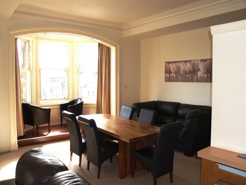 Royal Mile Mansions Apartment Единбург Номер фото