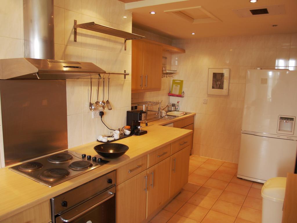 Royal Mile Mansions Apartment Единбург Номер фото